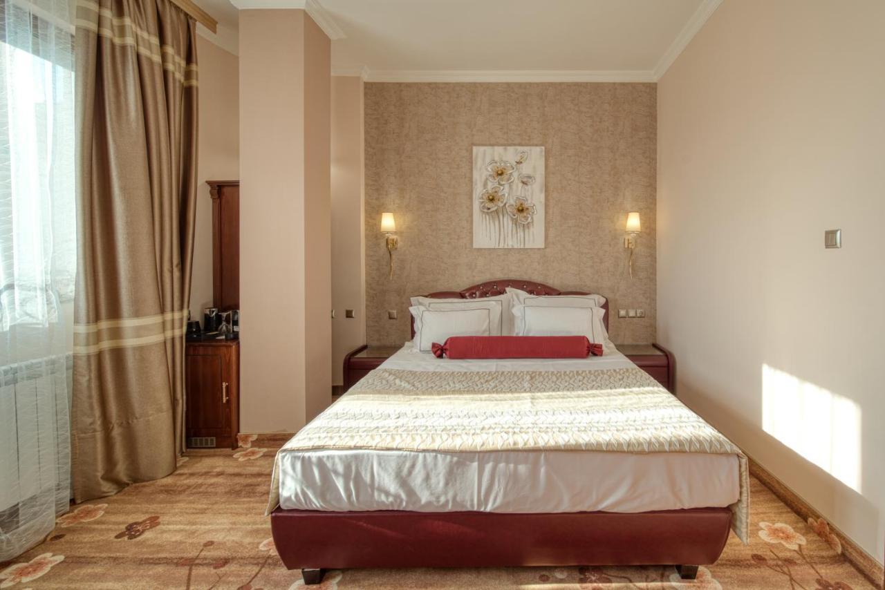 Residence Konstantina Palace Kazanlŭk Exterior foto
